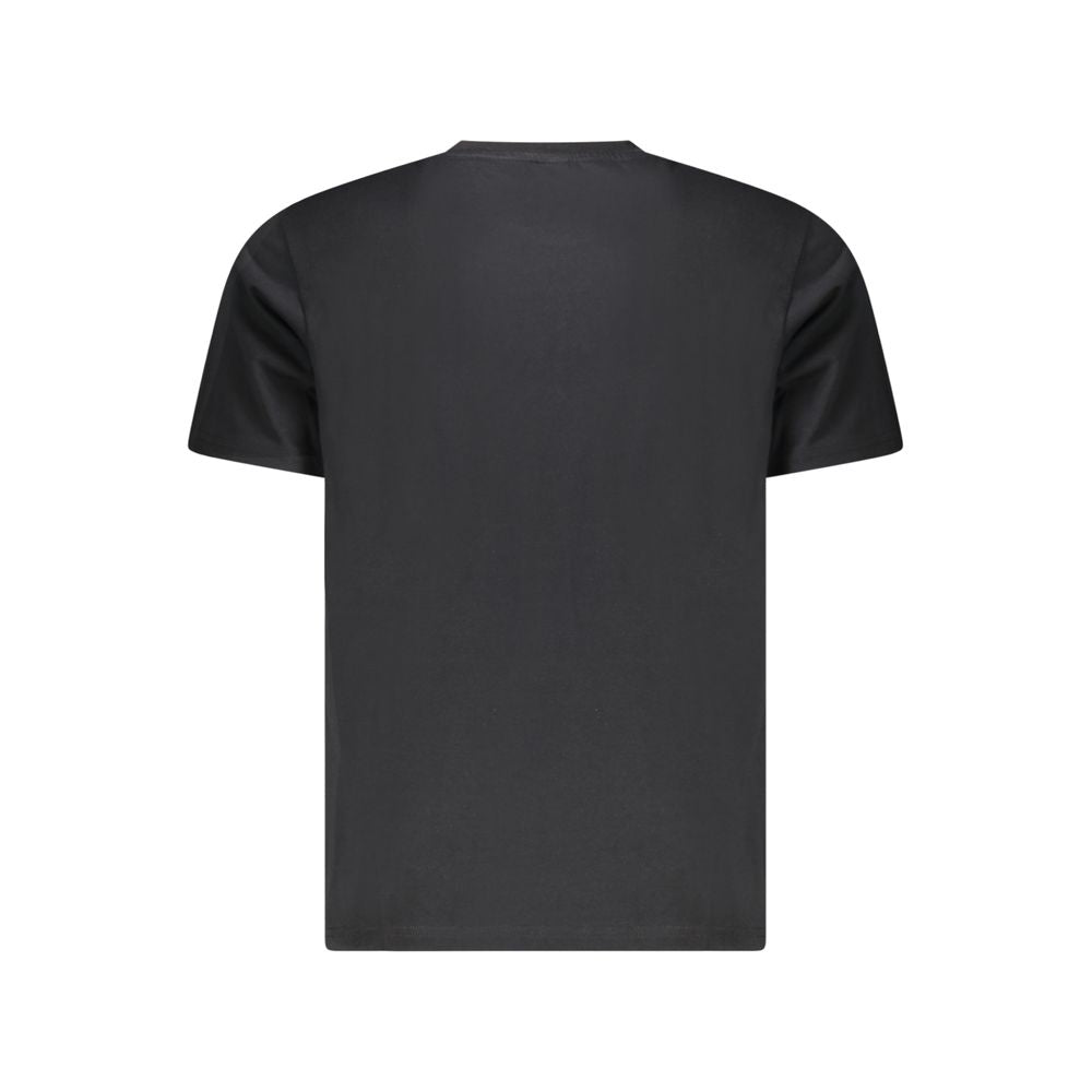 Black cotton men's T-shirt by North Sails featuring a classic fit and crew neckline, displayed on a plain background.