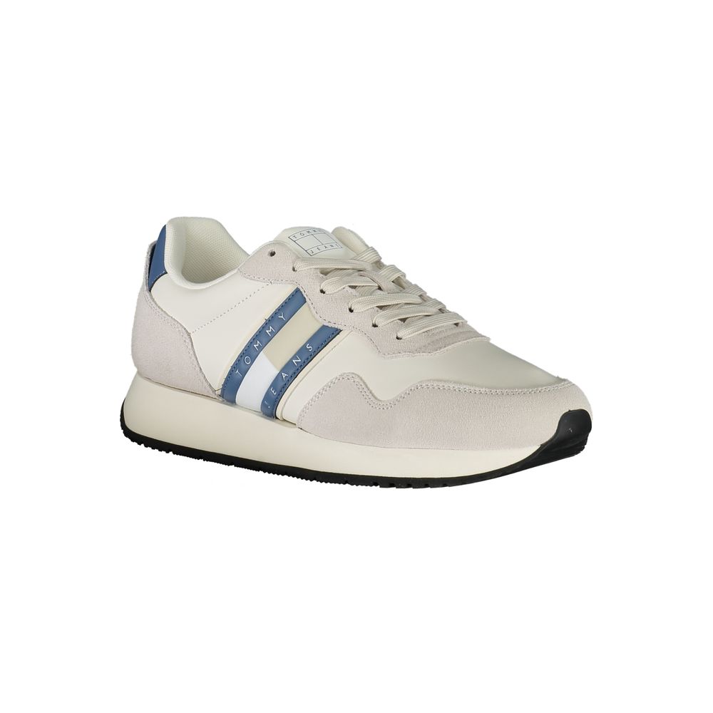 Tommy Hilfiger Bianco leather men's sneaker with white design, rounded toe, and stylish laces on a clean background.