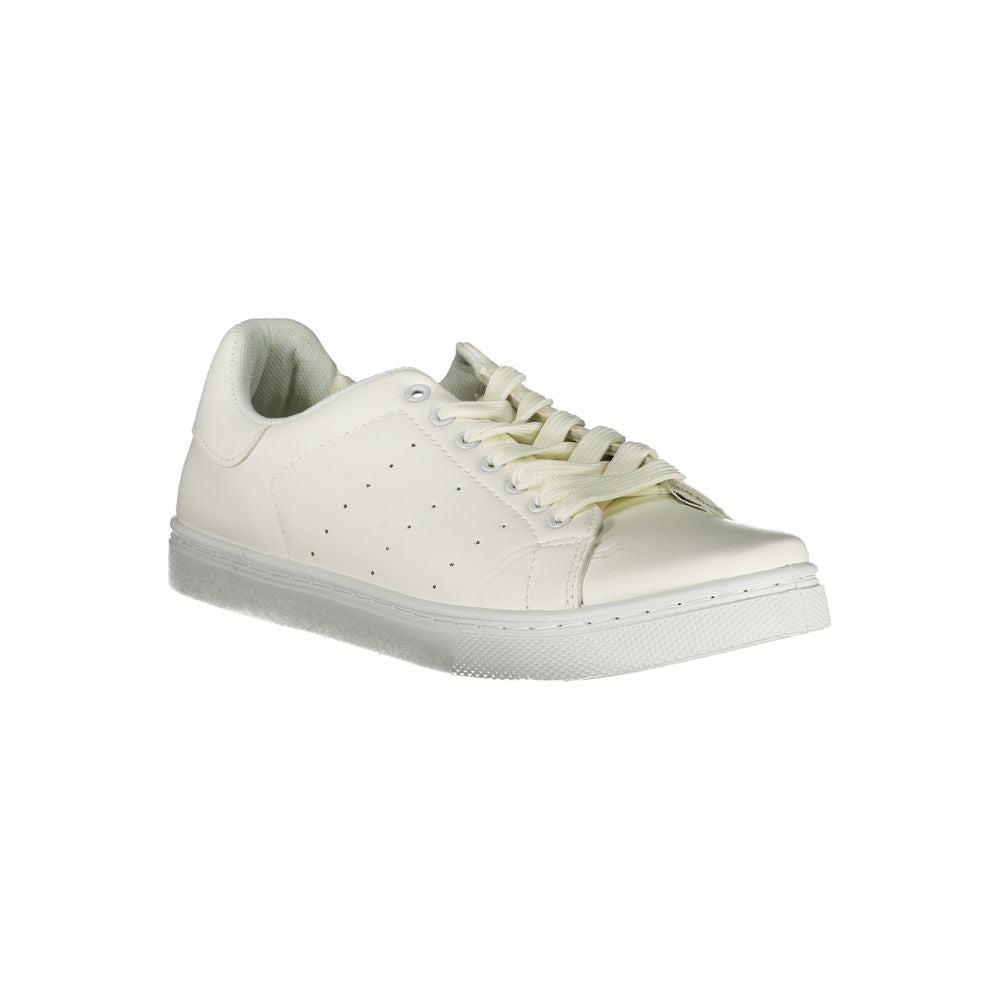 Norway 1963 white polyurethane men's sneaker with a sleek design and white rubber sole, close-up view of the shoe.