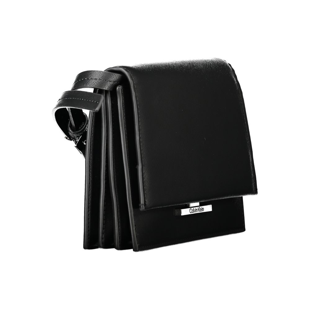 Calvin Klein Nero Poliuretano woman shoulder bag with sleek design and adjustable strap, made of black polyurethane material.