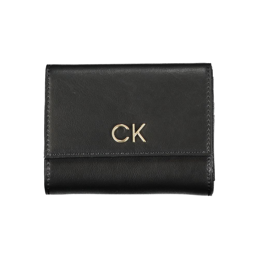 Calvin Klein Nero black polyurethane women’s wallet with sleek design and multiple card slots.