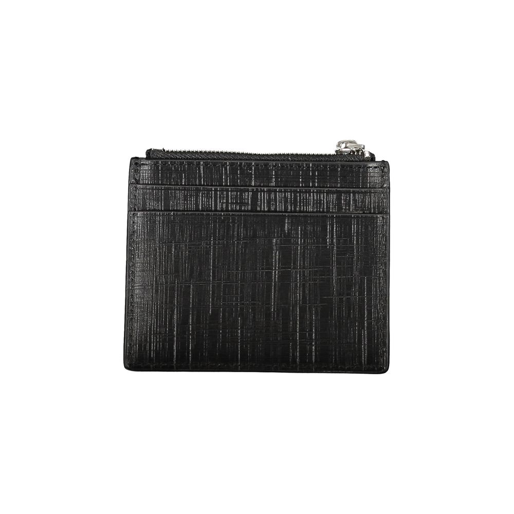 Calvin Klein Nero leather men's cardholder with multiple card slots and sleek design.