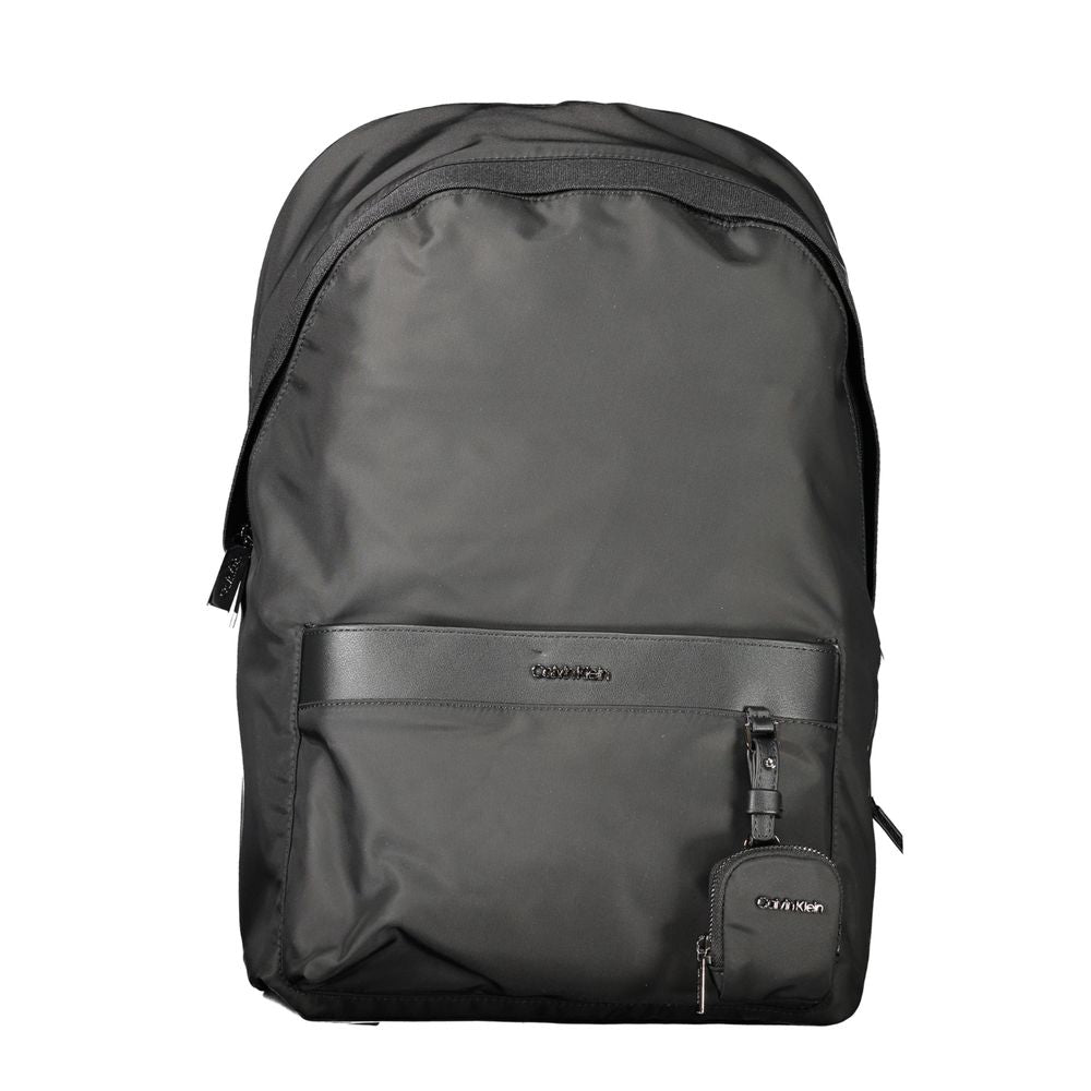 Calvin Klein Nero polyester men's backpack with adjustable straps and front zip pocket, stylish and functional for everyday use.