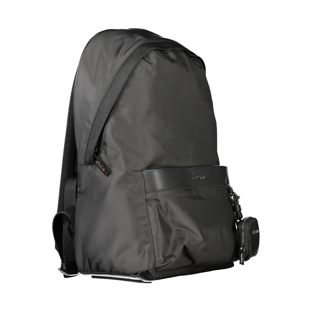 Calvin Klein Nero polyester men's backpack with adjustable straps and front zip pocket, casual and functional design.