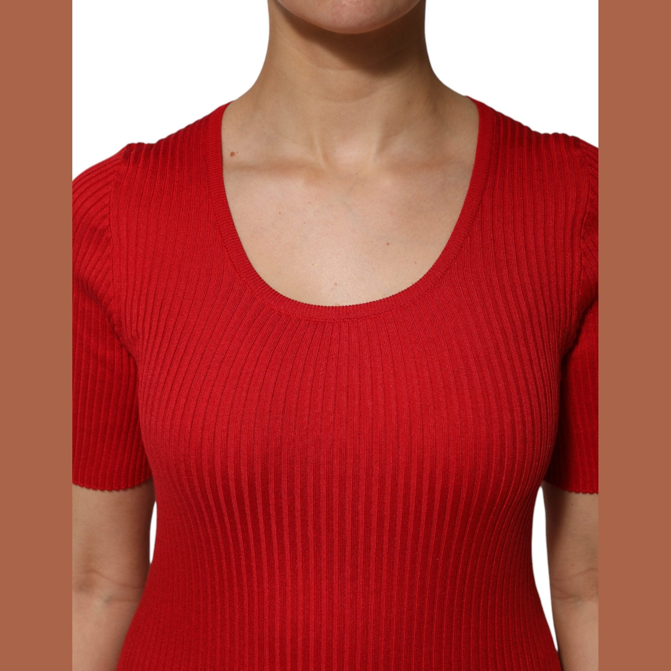 Dolce & Gabbana Red Round Neck Short Sleeves Pullover Top
