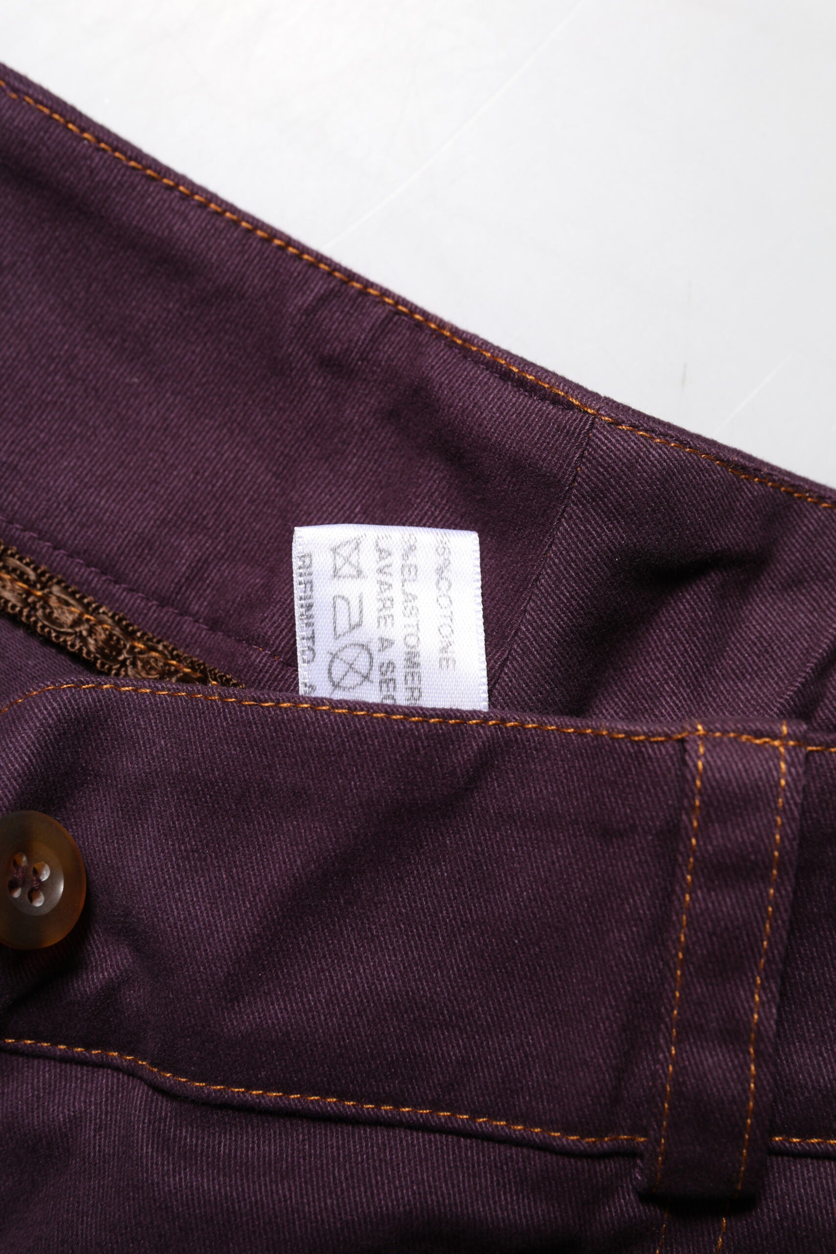 BENCIVENGA Purple High Waisted Tapered Pants BENCIVENGA