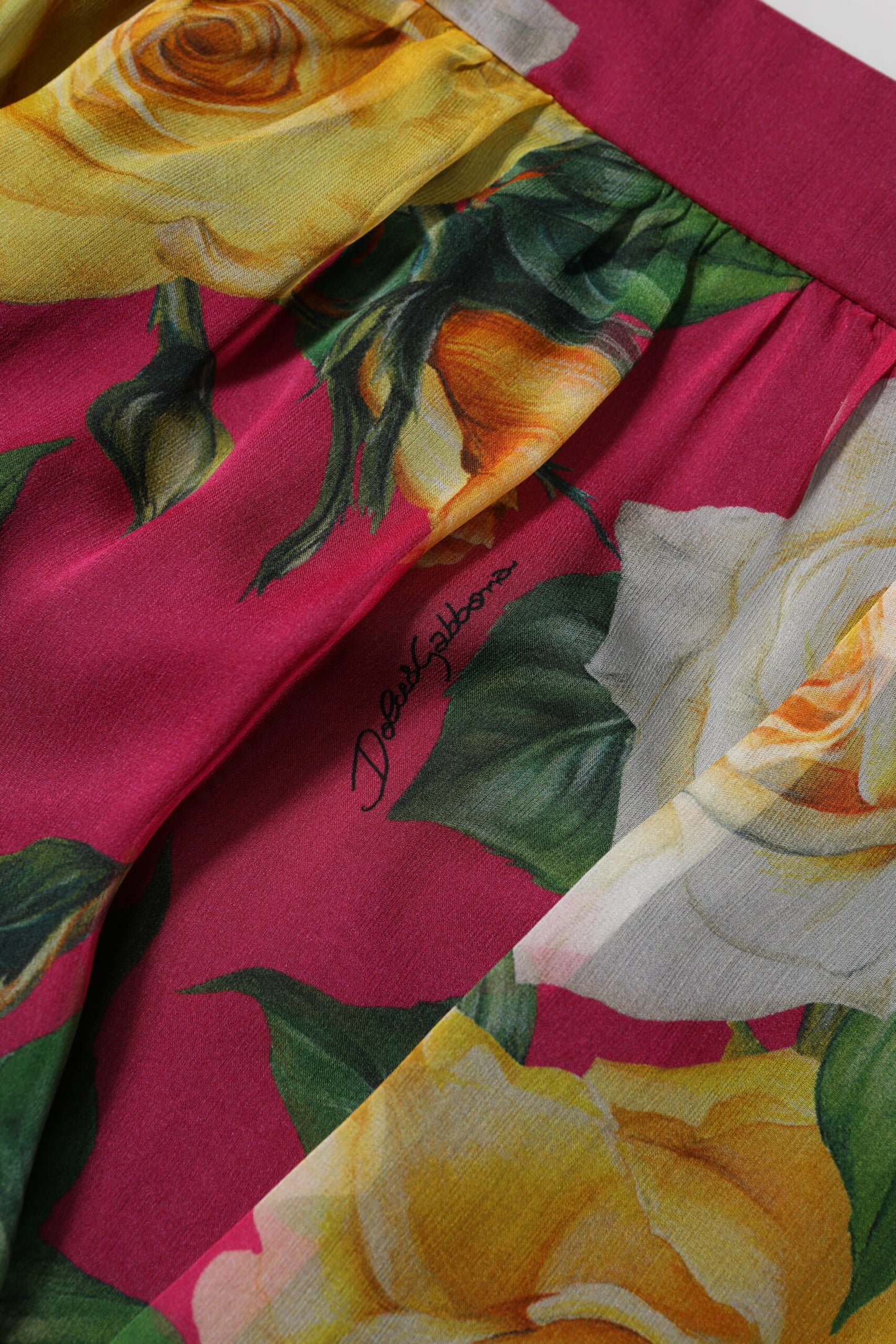 Dolce & Gabbana Red Floral High Waist Women Hot Pants Shorts Dolce & Gabbana