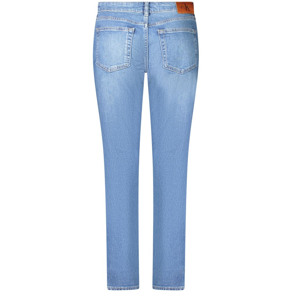 Calvin Klein Blu cotton women’s jeans with classic five-pocket design and straight-leg fit.