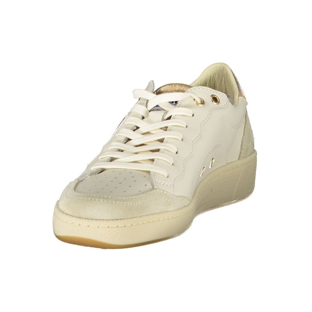 White leather women's sneaker by Blauer with sleek design and comfortable fit, featuring laces and a flat rubber sole.