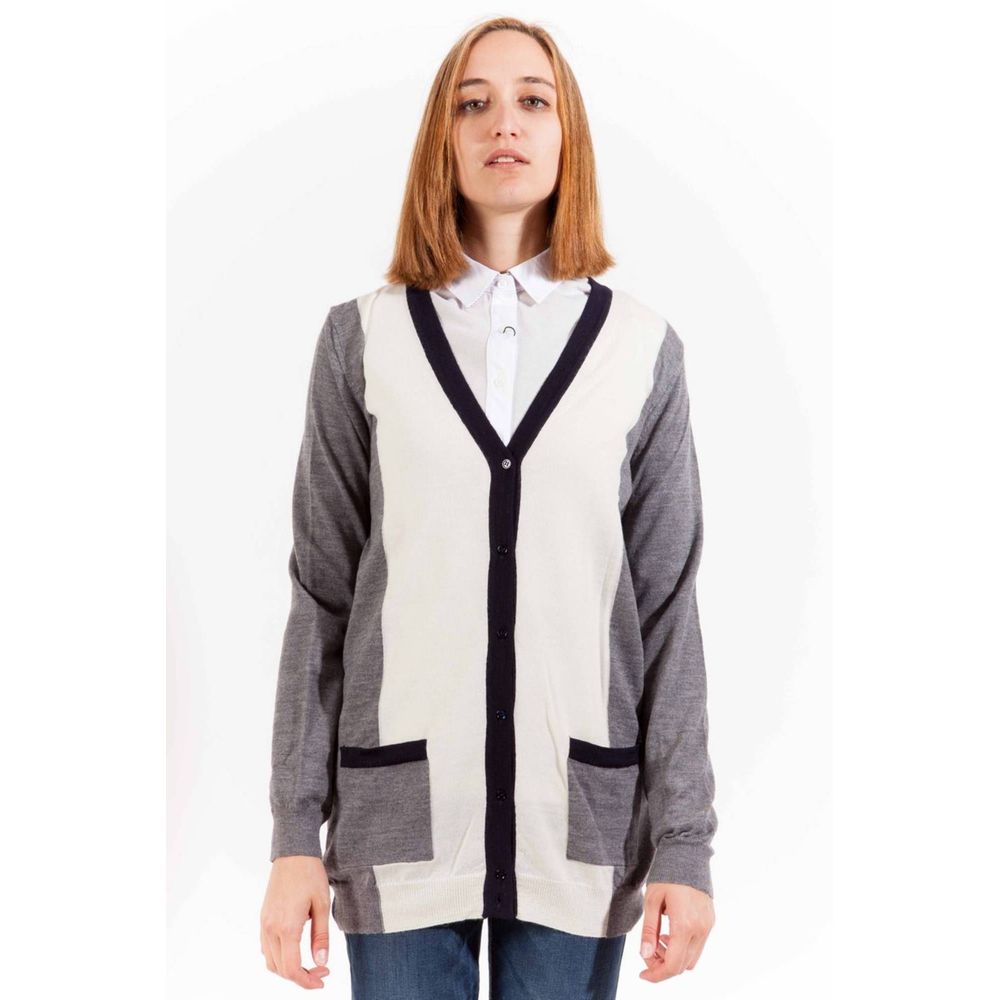 Gant Grigio wool women’s cardigan, soft knit with button closure and long sleeves, stylish and cozy outerwear.