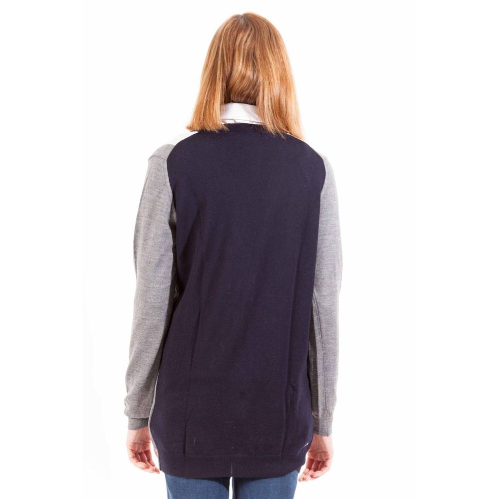 Gant Grigio wool women's cardigan with button closure and ribbed cuffs, stylish and cozy for fall and winter wear.