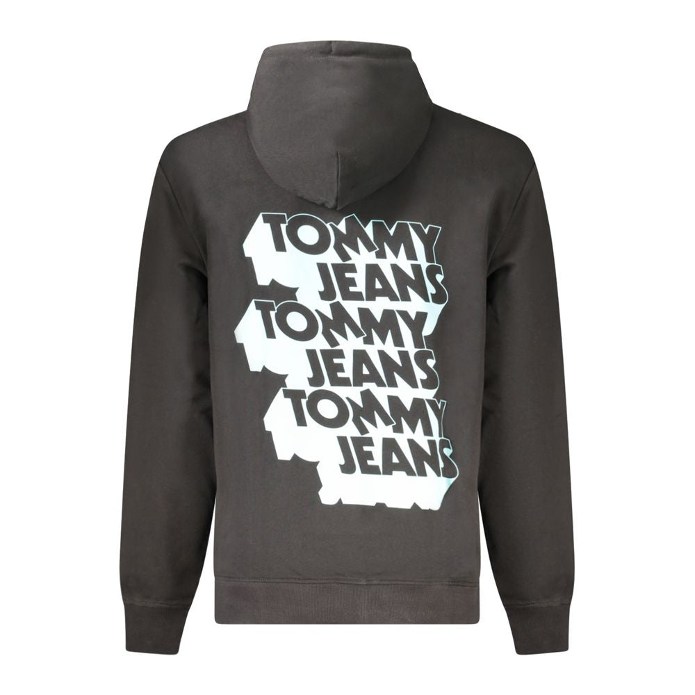 Tommy Hilfiger men's black cotton sweatshirt with logo on chest, casual fit, long sleeves and ribbed cuffs.