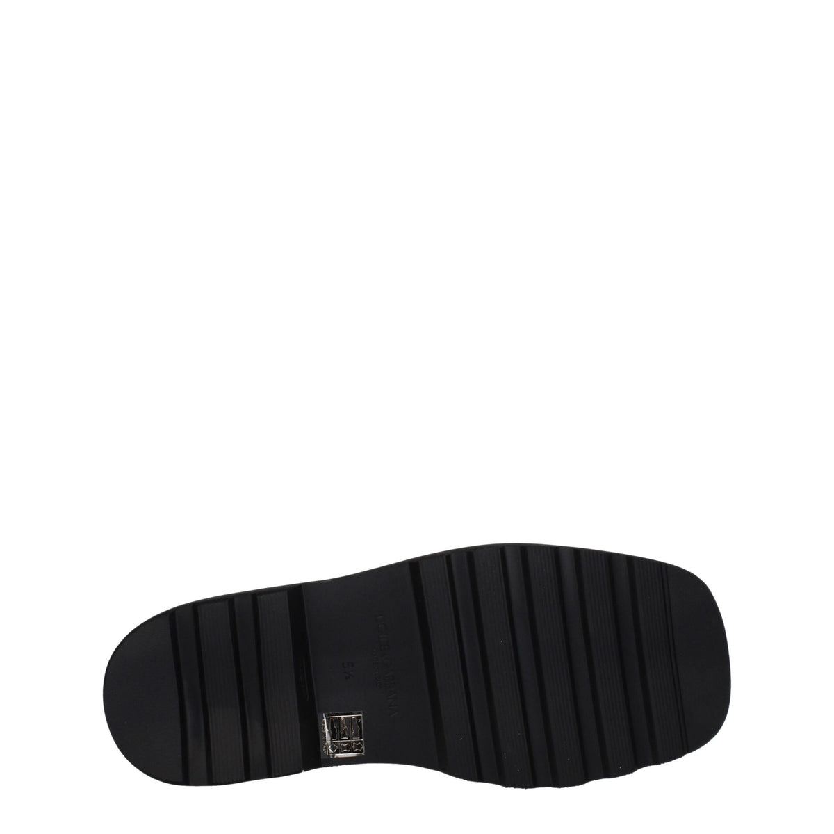 Dolce & Gabbana black leather oxford shoes and derbies with sleek design and polished finish.