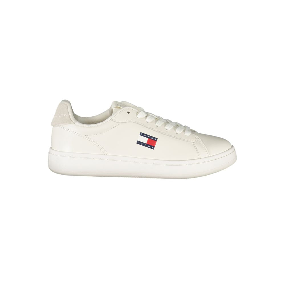 Tommy Hilfiger Bianco polyurethane women's sneaker with white design and casual style, featuring laces and brand logo details.