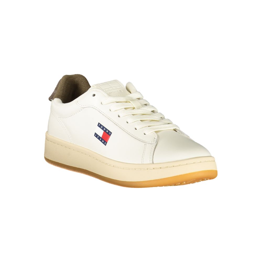 Tommy Hilfiger Bianco polyurethane women’s sneaker with white design and casual style, featuring brand logo details.