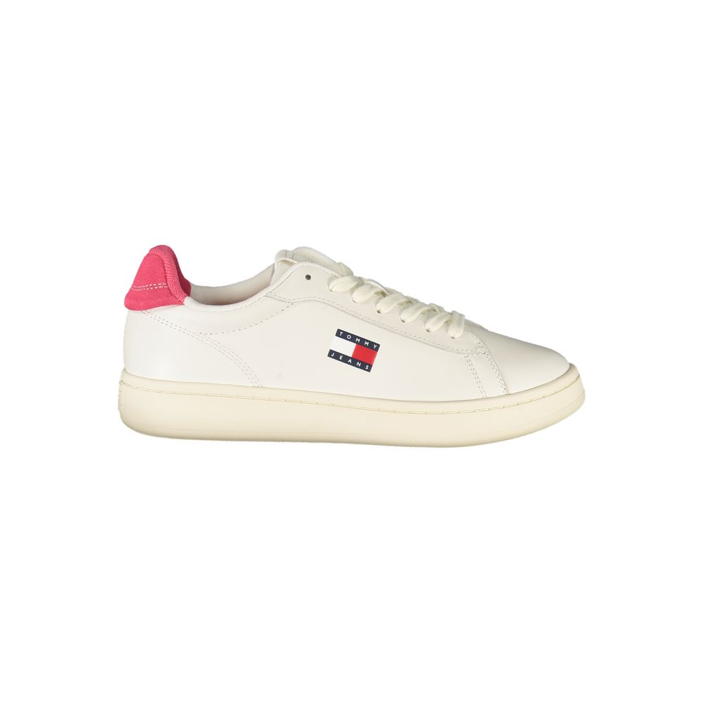 Tommy Hilfiger Bianco polyurethane women’s sneaker with white design and casual slip-on style.