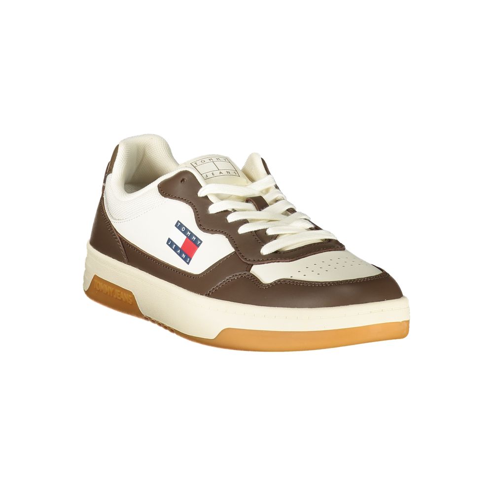 White Tommy Hilfiger men's sneaker with polyurethane upper, featuring classic design and laces for a casual, stylish look.