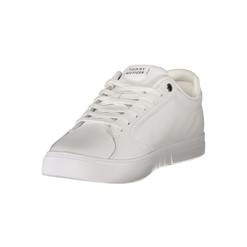 Tommy Hilfiger Bianco leather men's sneaker with white design, rounded toe, and stylish laces on a clean white background.