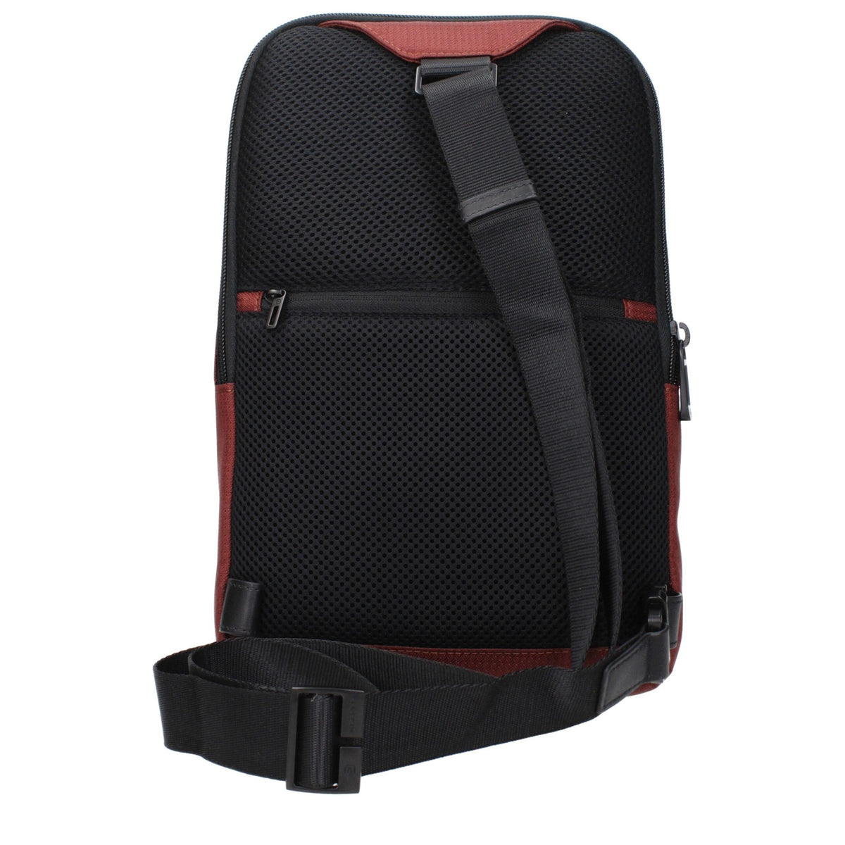 Piquadro red fabric crossbody bag with adjustable strap and multiple compartments, designed for everyday use.
