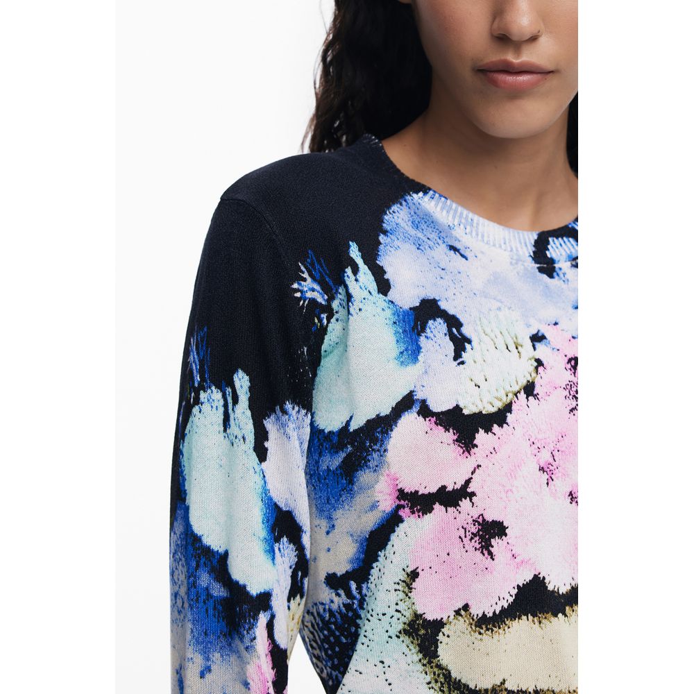 Desigual Nero viscose women jersey, soft fabric with a relaxed fit, shown in a flat lay or worn style.