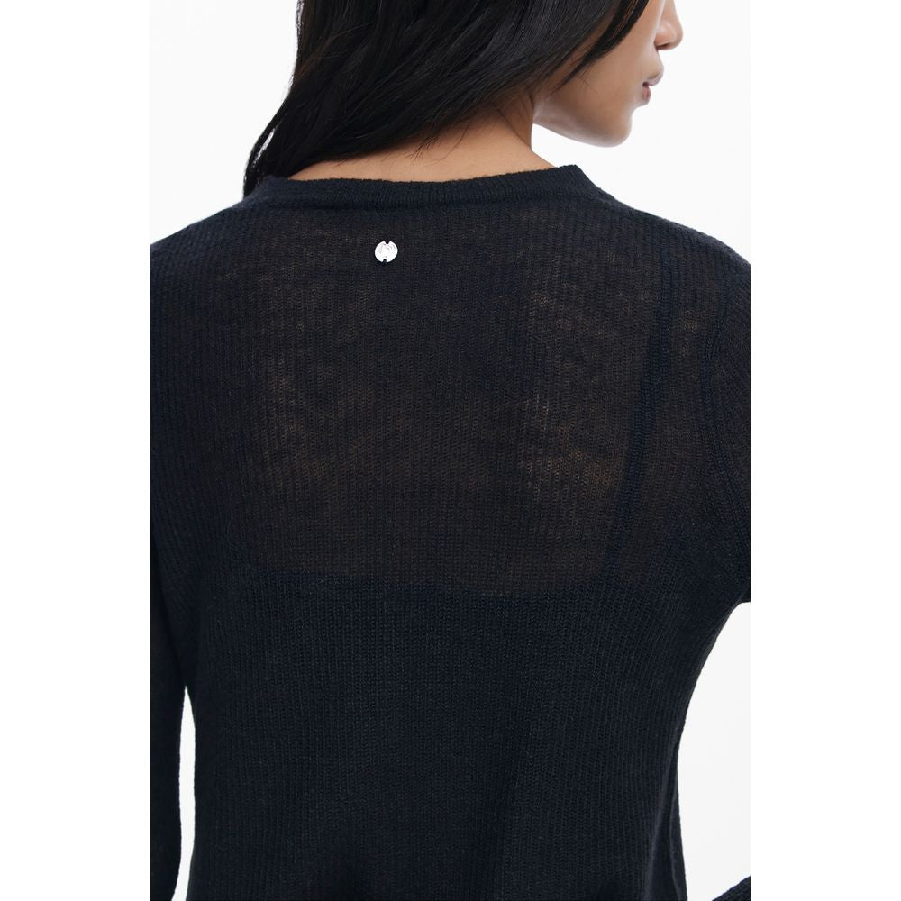 Desigual black polyester women's dress with a stylish fit and casual design, perfect for everyday wear.