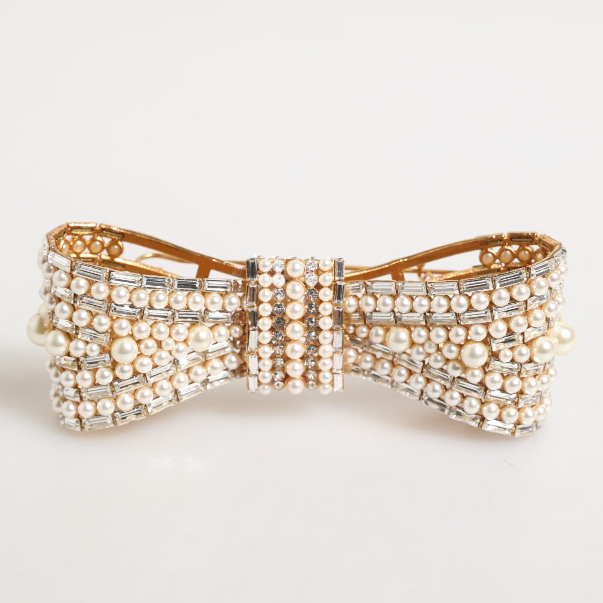 Dolce & Gabbana Gold Brass Glas Crystal Faux Pearl Embellished Brooch