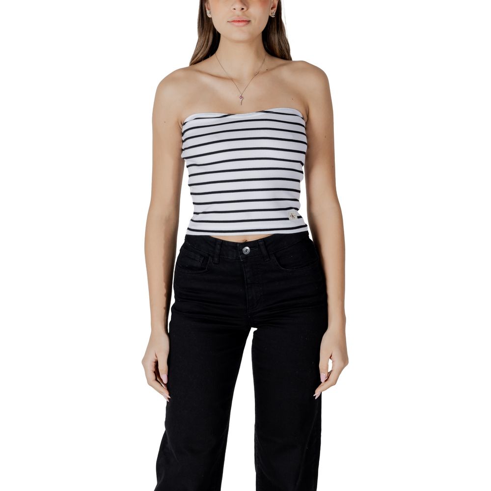 Calvin Klein Jeans white recycled cotton top, casual women’s blouse with short sleeves and a relaxed fit.