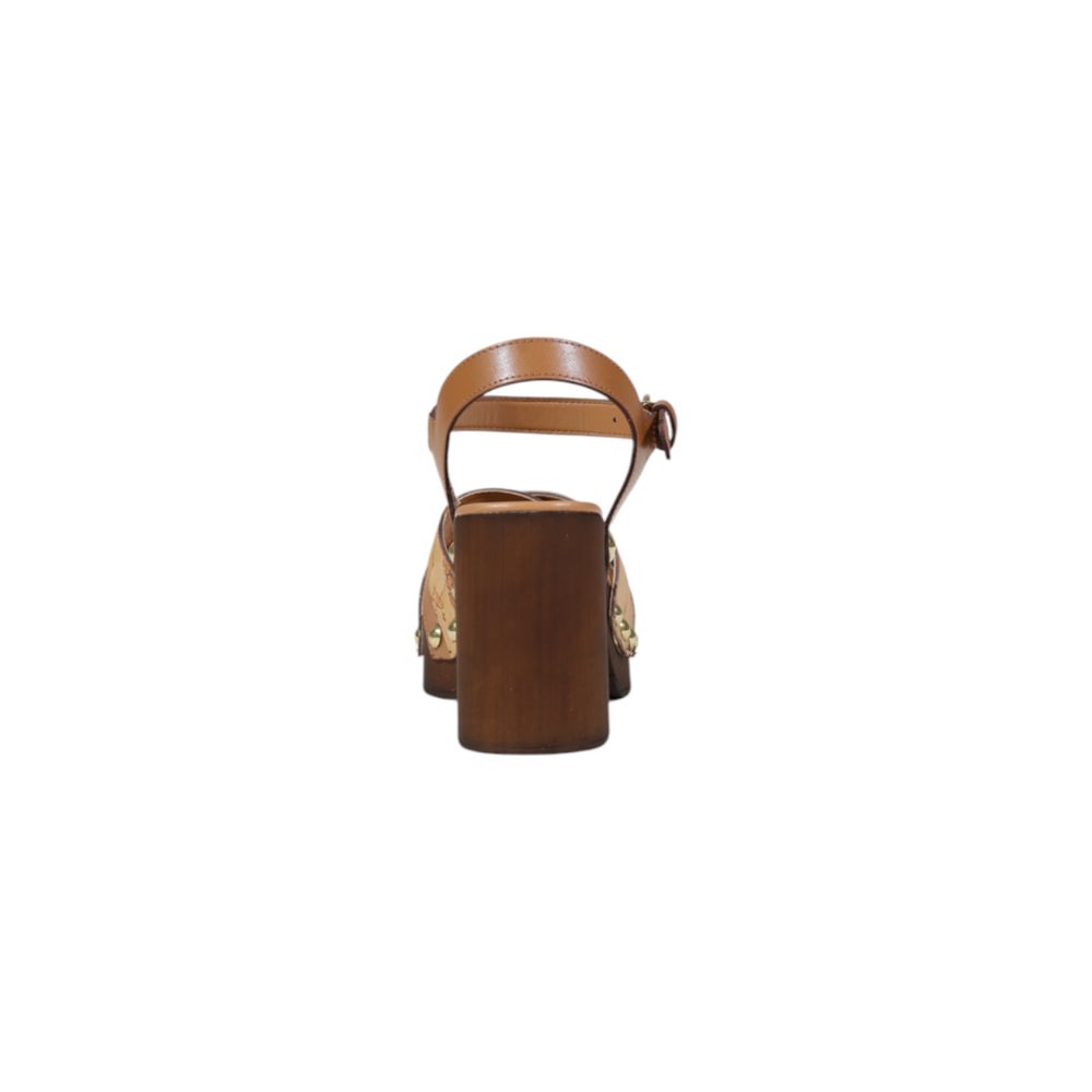 Alviero Martini Prima Classe Beige Leather Sandal Alviero Martini Prima Classe