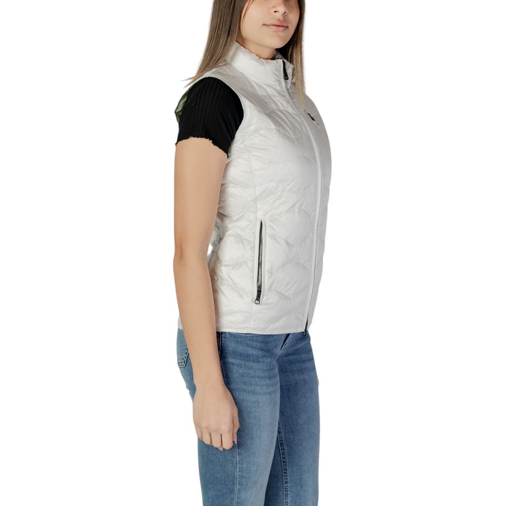 Blauer white polyamide sleeveless jacket with front zipper and side pockets, lightweight and durable for outdoor wear.