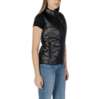 Black Blauer polyamide sleeveless jacket with front zipper and stand collar, lightweight and stylish outerwear for men.