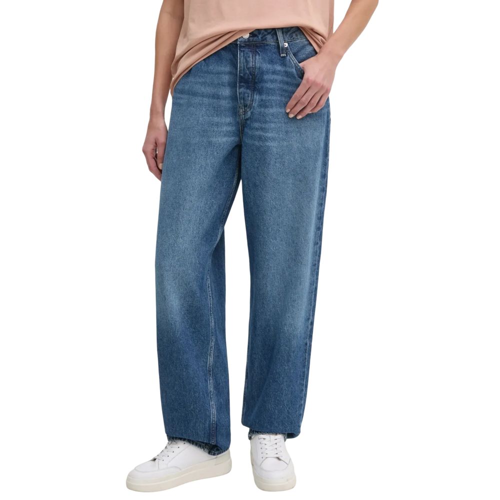 Blue cotton Calvin Klein Jeans mom jeans with classic five-pocket design and high-waisted fit.