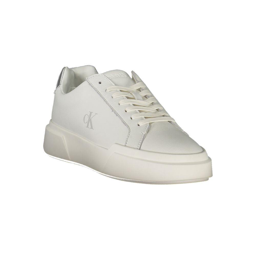 Calvin Klein Bianco polyurethane women's sneakers with white laces and sleek design, suitable for casual and sporty outfits.