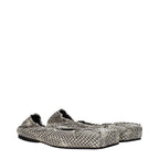 Jacquemus beige leather ballet flats with rounded toes and delicate stitching, stylish and comfortable for everyday wear.