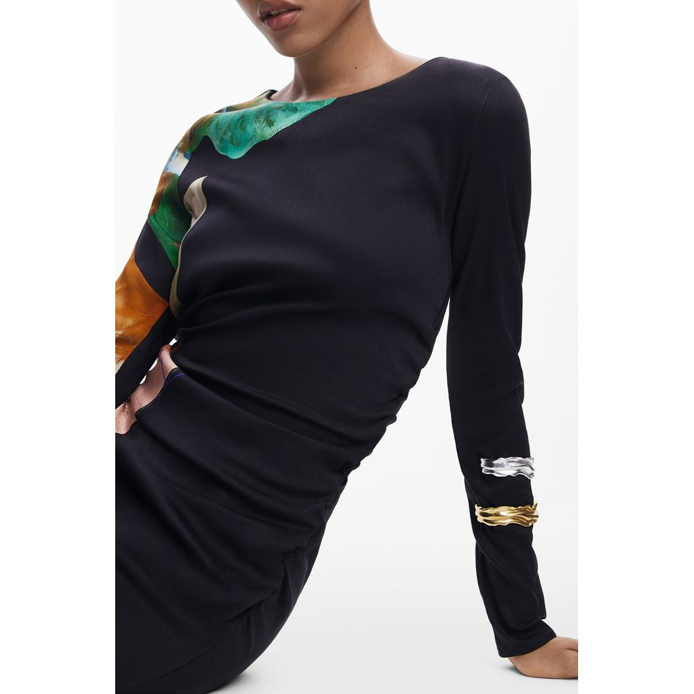 Desigual Nero viscose women's long dress with flowing fabric and elegant design, perfect for casual or formal occasions.