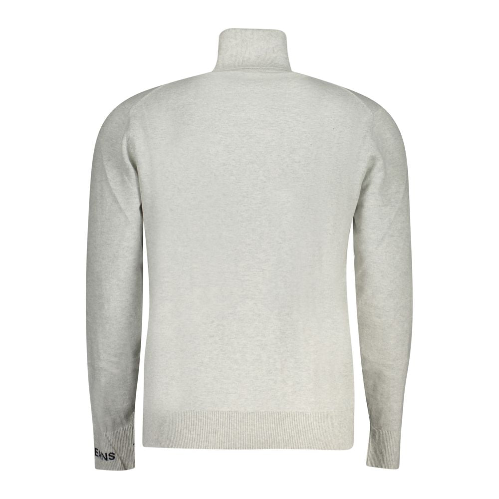 Pepe Jeans men's gray cotton sweater with a crew neck and long sleeves, featuring a classic knit design.