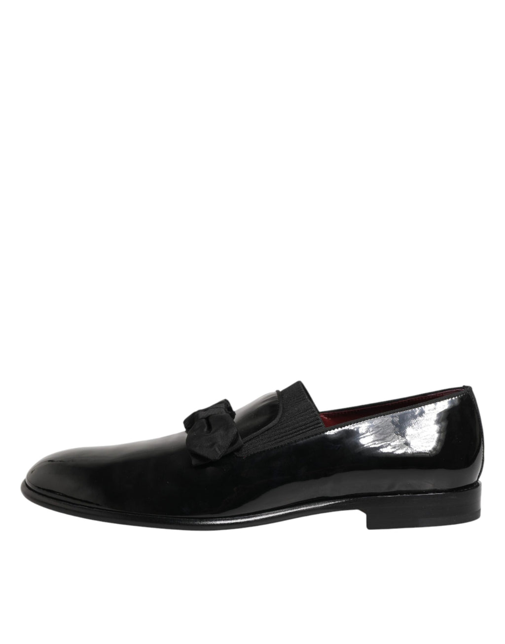 Dolce & Gabbana black leather slip-on loafers for men, stylish dress shoes with sleek design and comfortable fit.