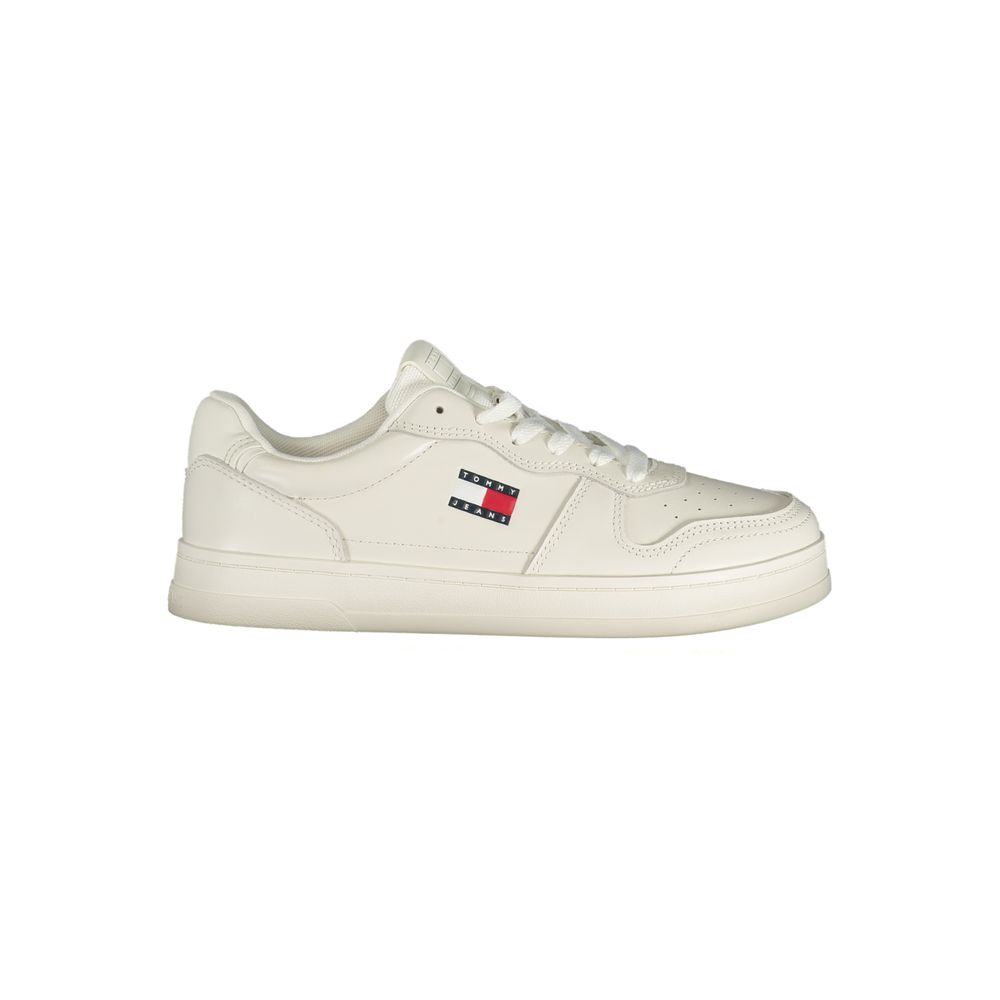 Tommy Hilfiger Bianco women's sneaker with white polyurethane upper, stylish casual athletic shoe, rubber sole, and branded logo detail.