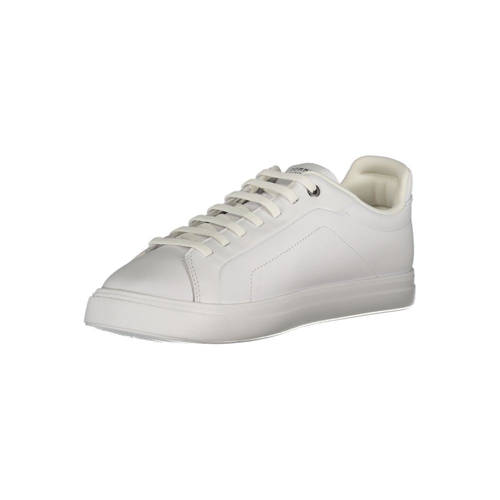 Tommy Hilfiger Bianco Uomo sneaker with white polyurethane upper and rubber sole, casual athletic footwear for men.