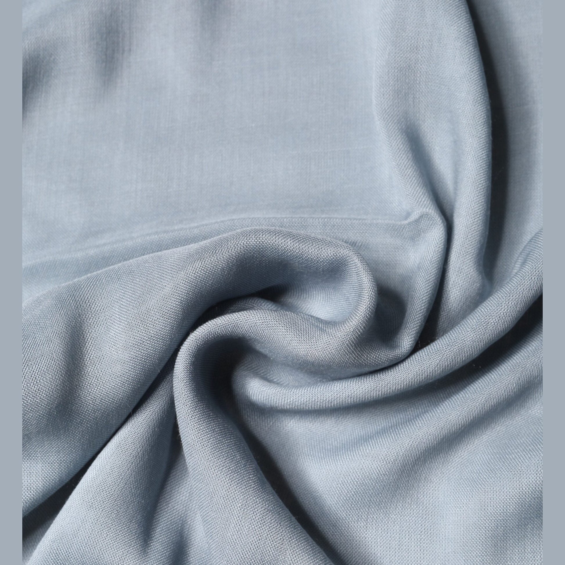 Dolce & Gabbana Light Blue Cashmere Knitted Shawl Dolce & Gabbana