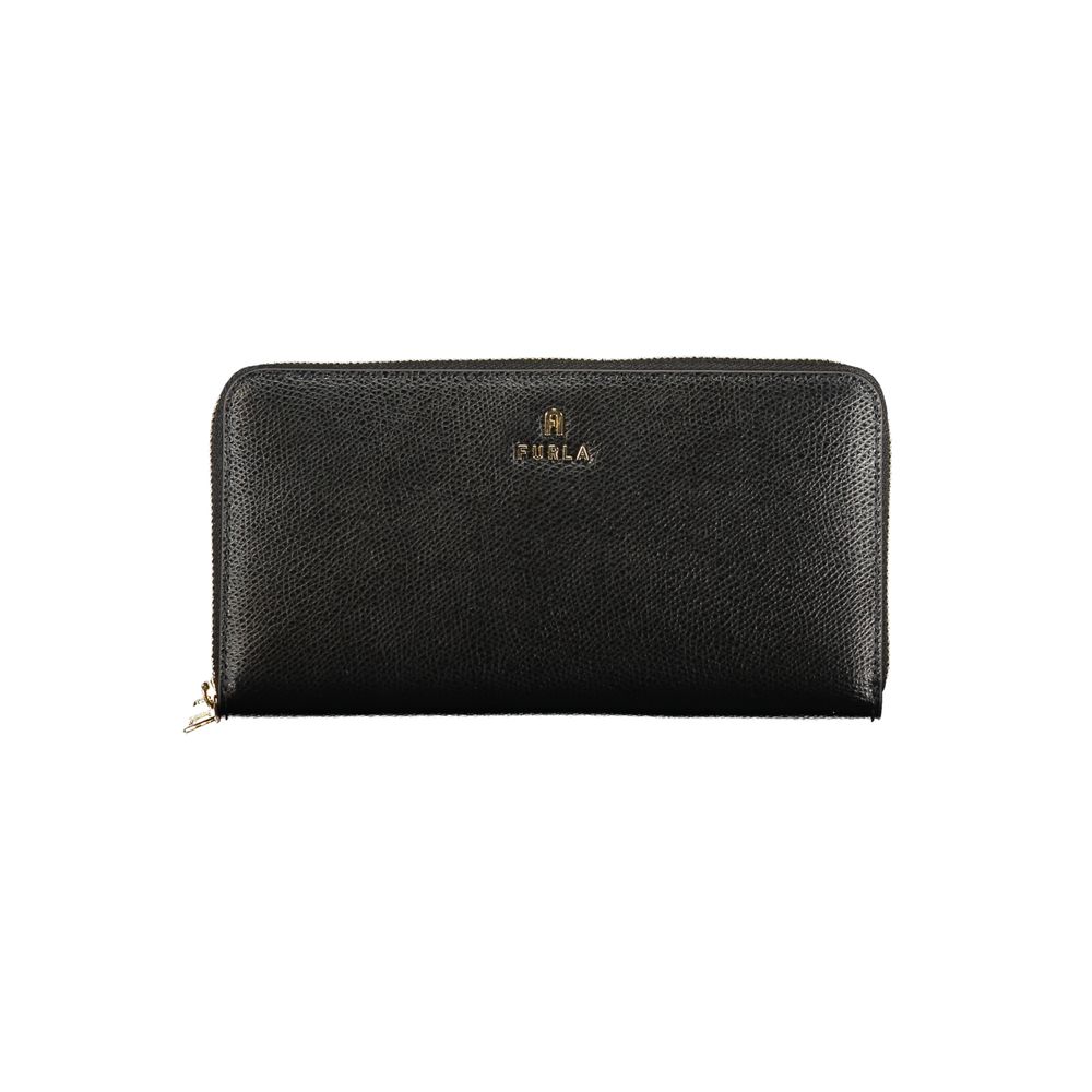 Furla Nero leather women's wallet with multiple card slots and a sleek, compact design.