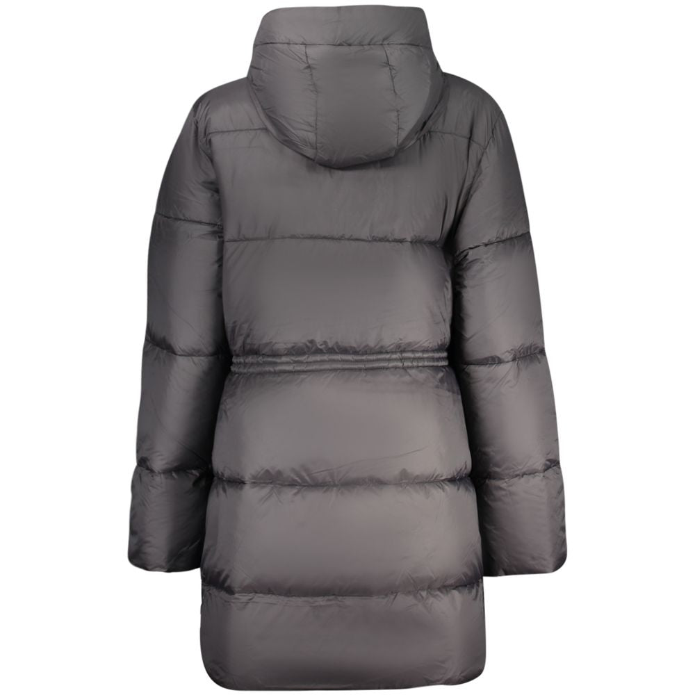 North Sails Nero polyester women's jacket displayed on a hanger, featuring a sleek black design and lightweight fabric.