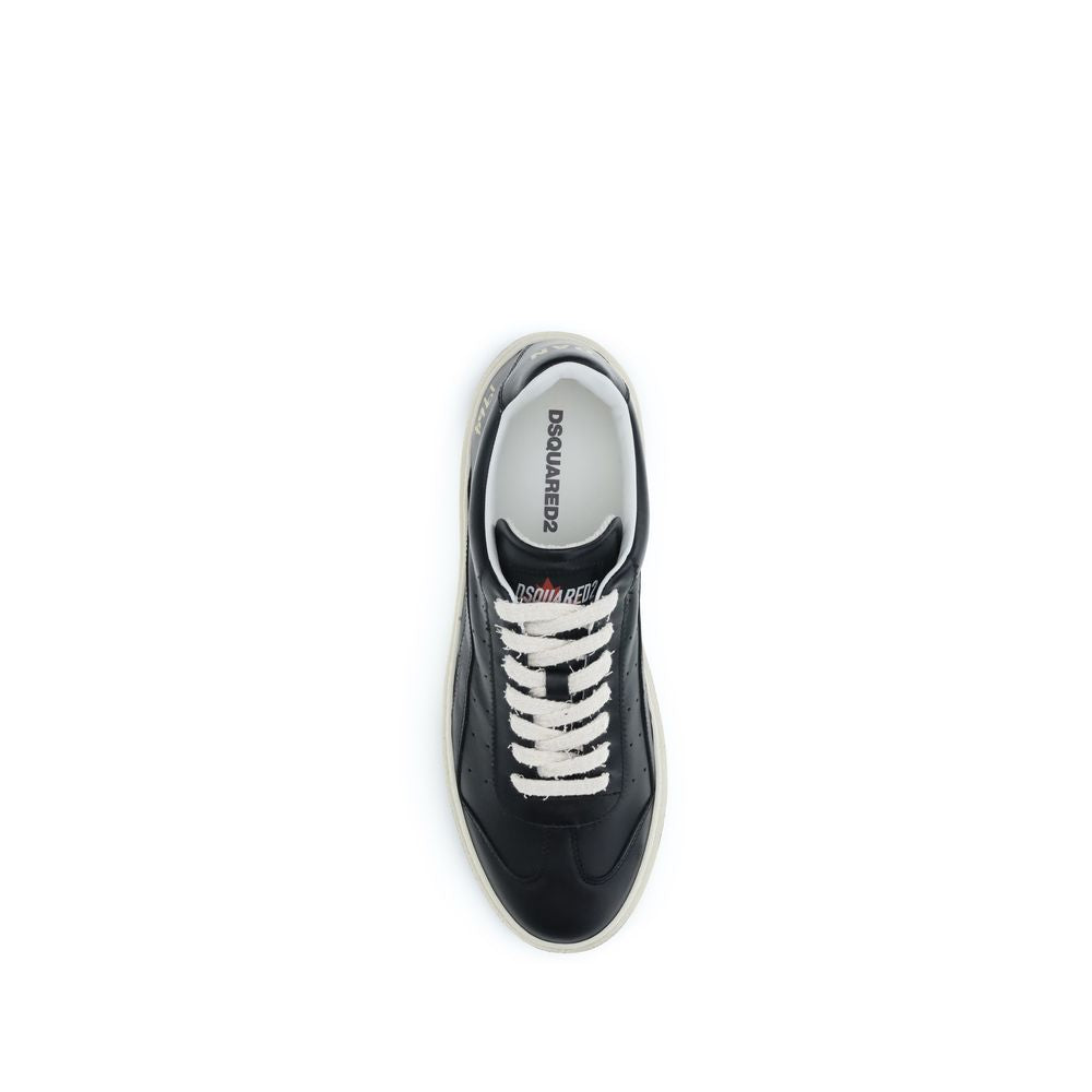 Black calf leather Dsquared² Bos Taurus low top sneakers with white rubber soles and sleek design.