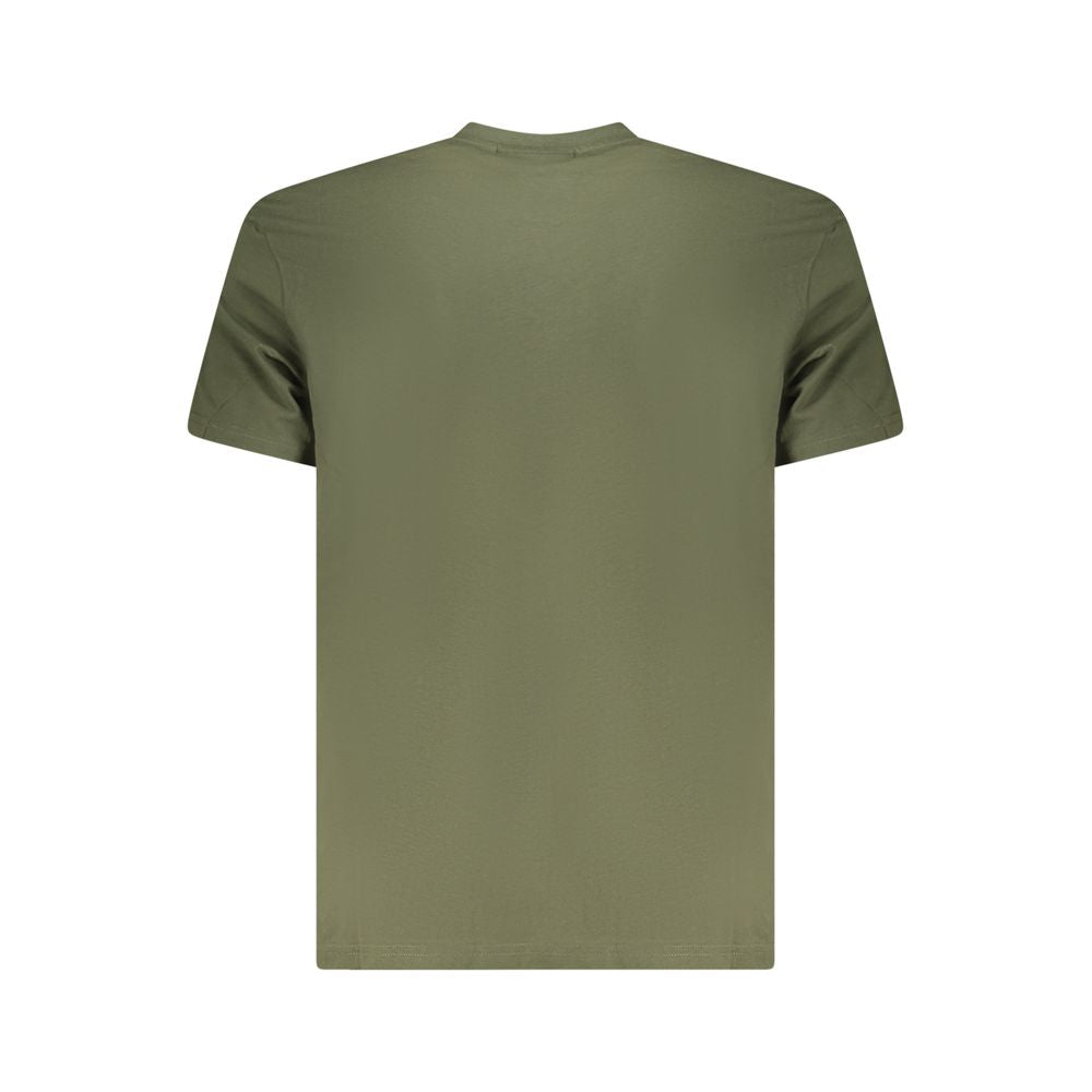 Men's Fila Verde organic cotton T-shirt featuring a classic fit and soft, breathable fabric in vibrant green color.