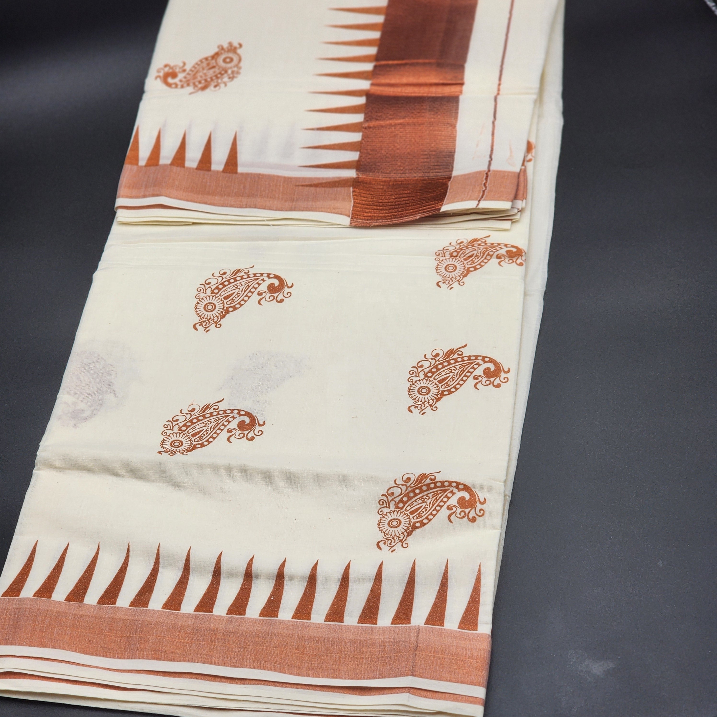 Kerala cotton Saree with a distinct metallic gold Zari temple border and paisley detail 2140 Eljoys Fashion